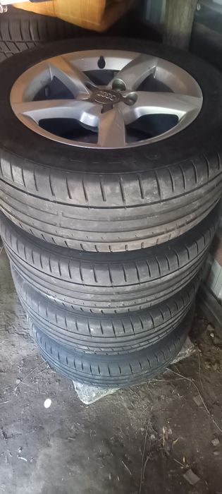 Vând jante originale audi