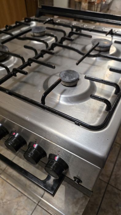 aragaz Beko, plita gaz, cuptor electric, perfect funcțional