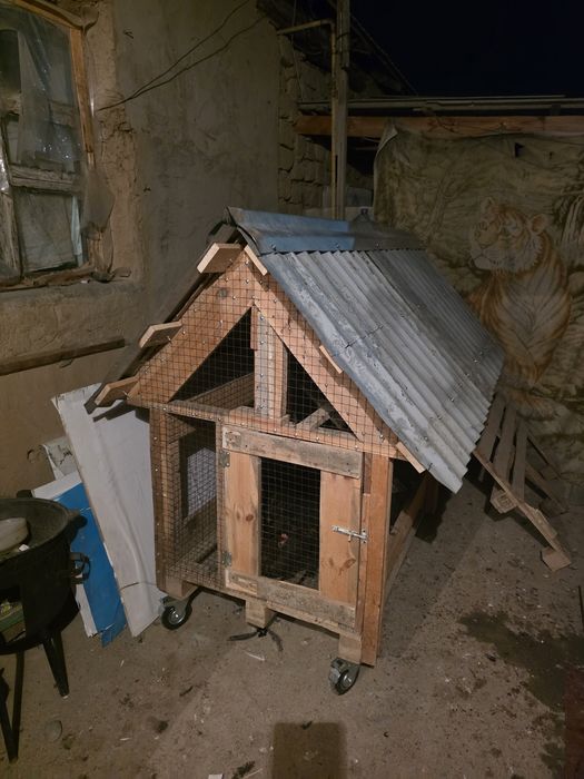 Продаю клетку в хорошем состоянии