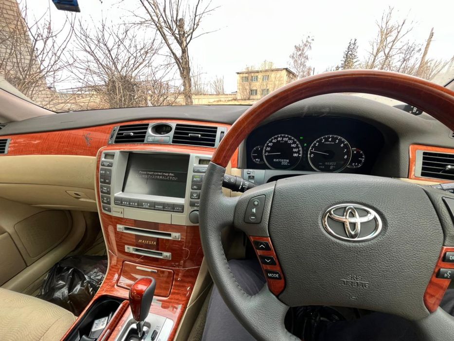 Продам Toyota Majesta crown