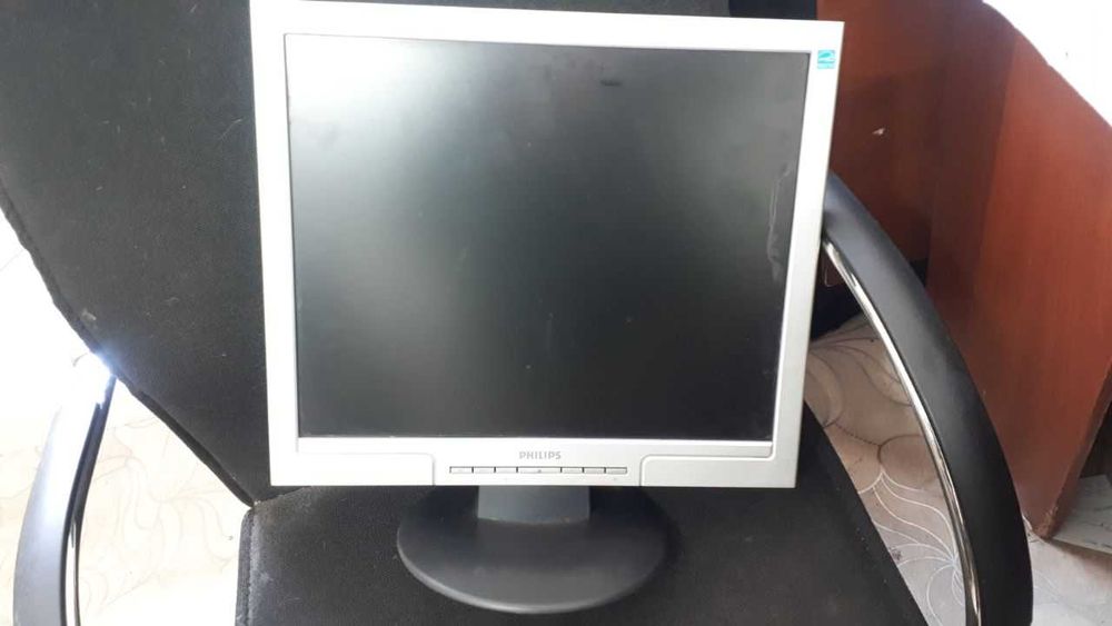 мониор Philips  в хорошем сосоянии