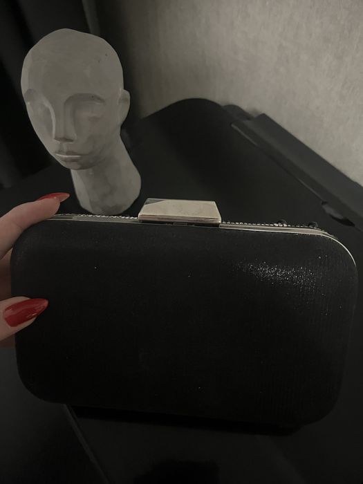 Чисто нова чанта