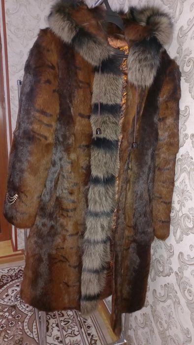 Продам шубу натуральная новая