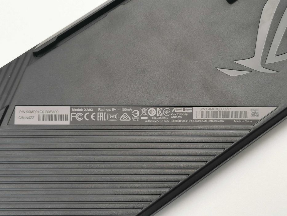 Клавиатура Asus ROG Strix Scope PBT с Cherry MX Red суичове и PBT капачки