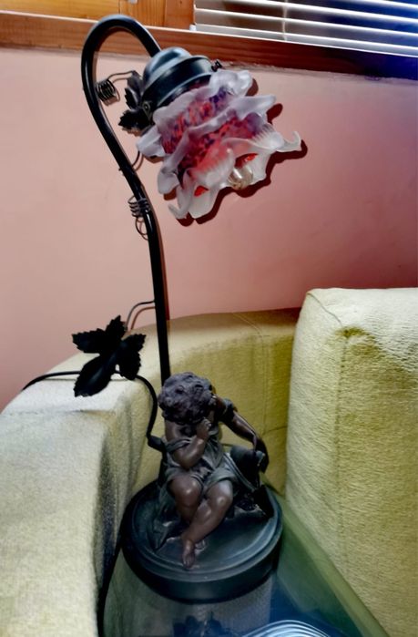 Антикварна Ар Нуво настолна лампа фигура дизайн Муро / copy A Morea