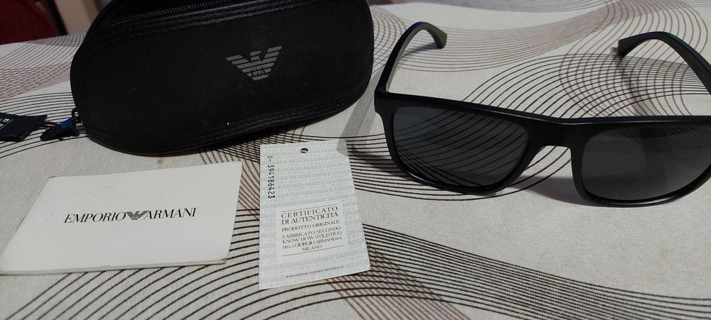 Мъжки слънчеви очила Emporio Armani