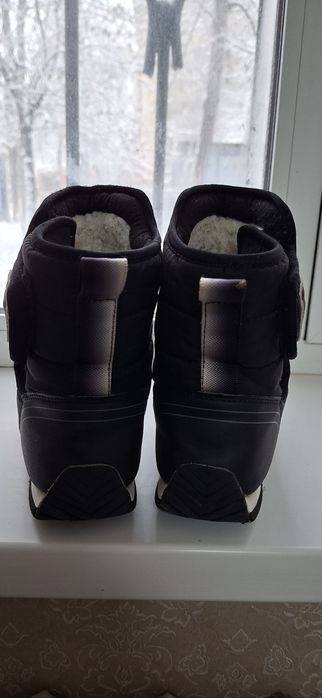 Продам сапожки детские