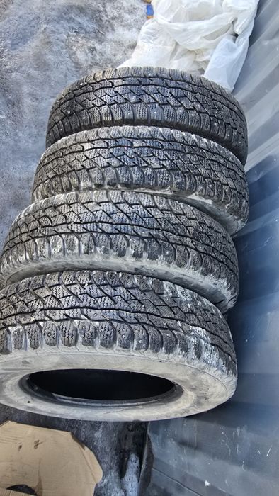 Продам шины Viatti bosco 205/65/R15