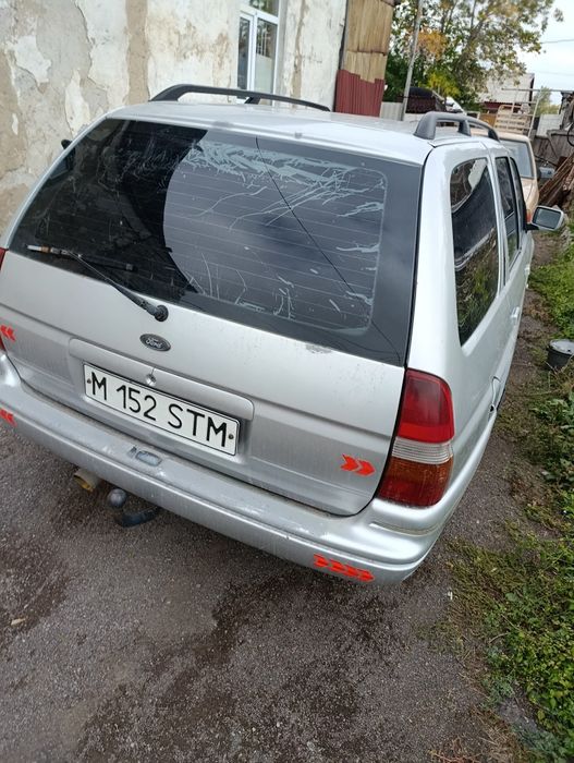 Продам форд эскорт