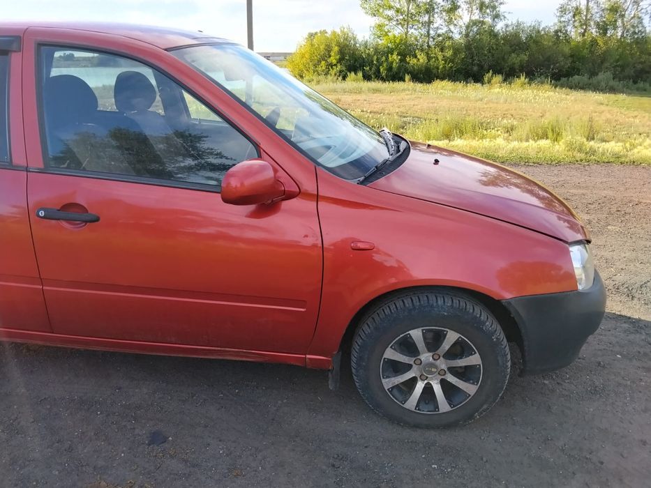 Продам машину Калину