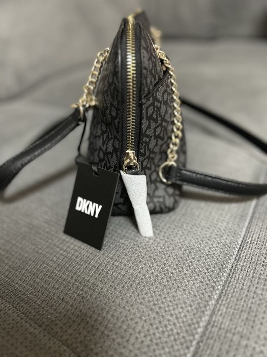 Оригинална дамска чанта DKNY