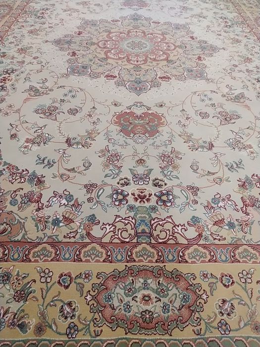 Продам ковры 2,5*3,5