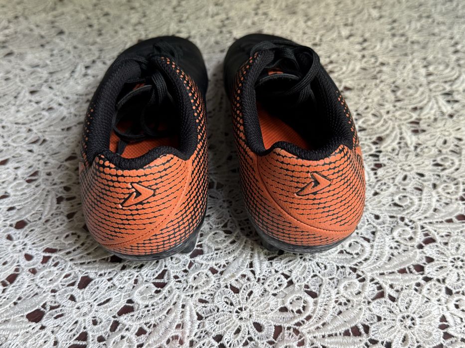 черные бутсы Demix 35 размер