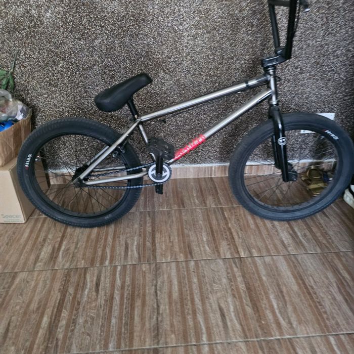 Vând Bicicleta 2000 ron