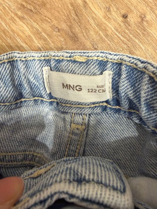 Продам детские джинсы манго