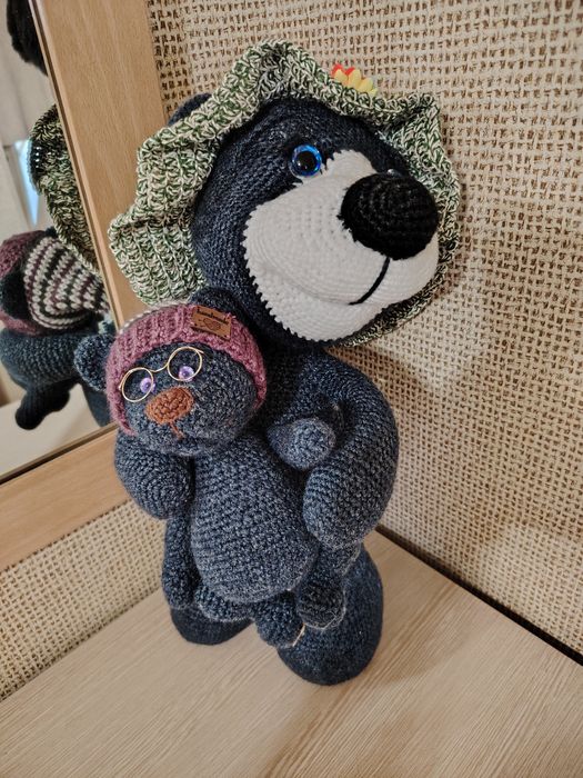 Игрушки ручной работы.