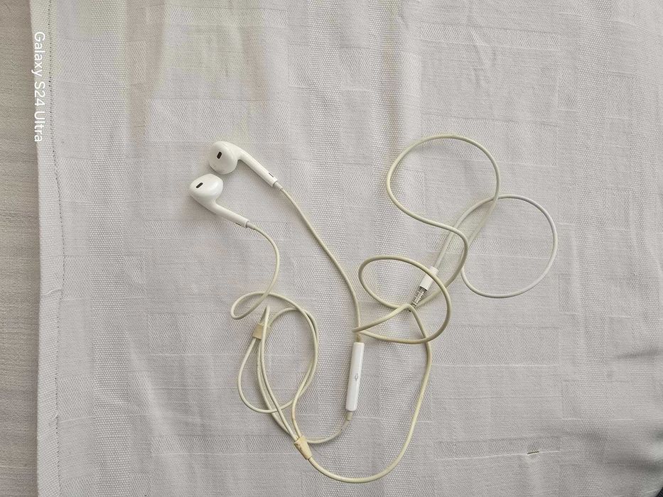 Хендсфри Слушалки С Микрофон Бели