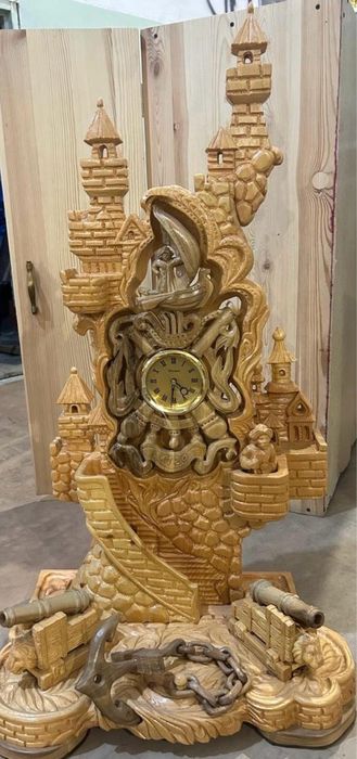 Продам часы ручная работа