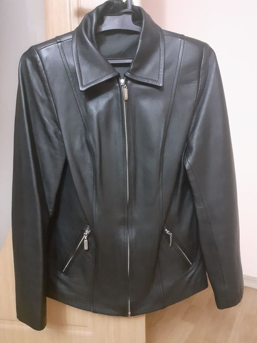 Haina dama din piele,marime m