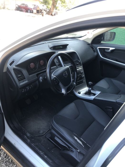 Dezmembrez Volvo xc60 2.4 D5 AWD BITURBO