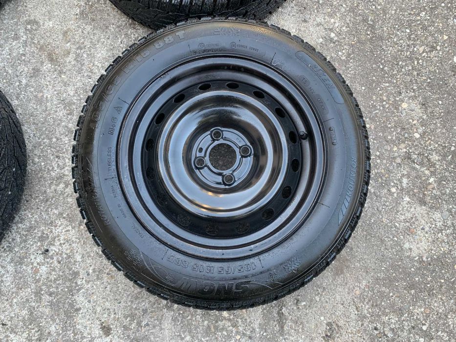 Jante tabla cu anvelope iarna renault clio 5 dacia logan 3