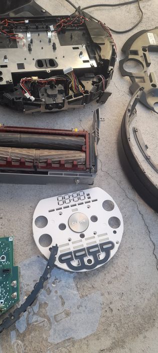 Ремонт робота пылесоса