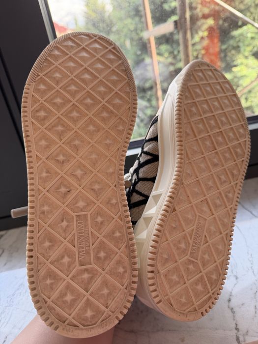 Valentino One Stud XL оригинал