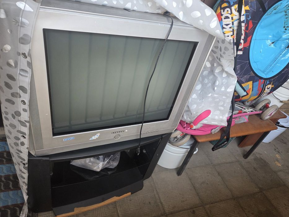Отдам бесплатно телевизор