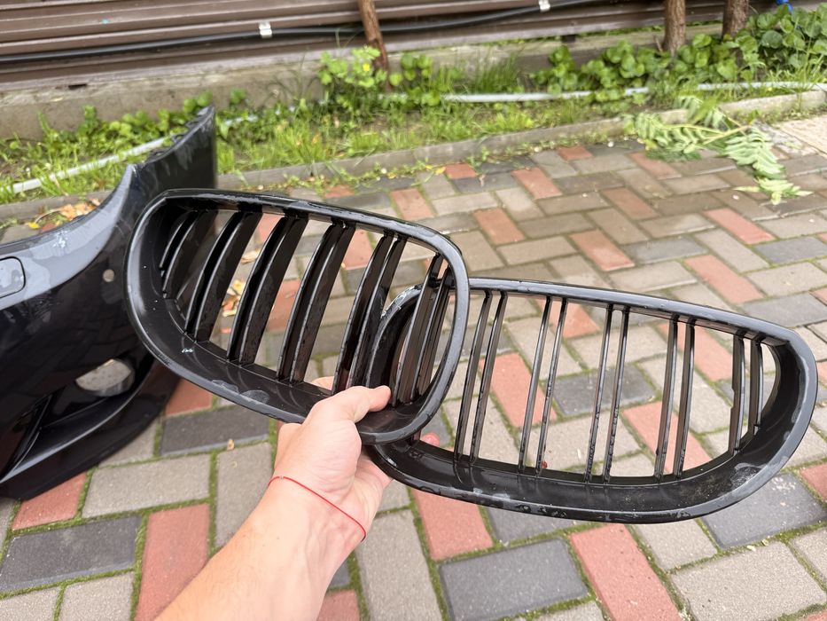 ноздри BMW E60 черные