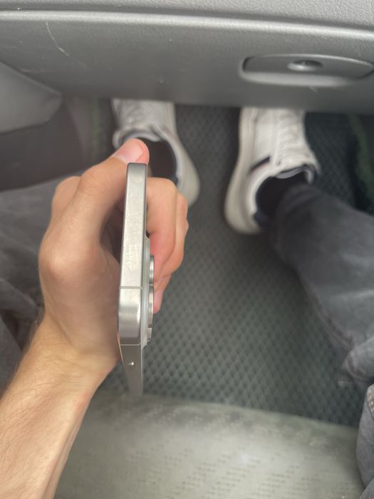 Iphone 15 pro max Srochna