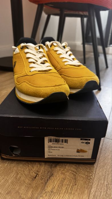Adidași mustar 44 us polo assn