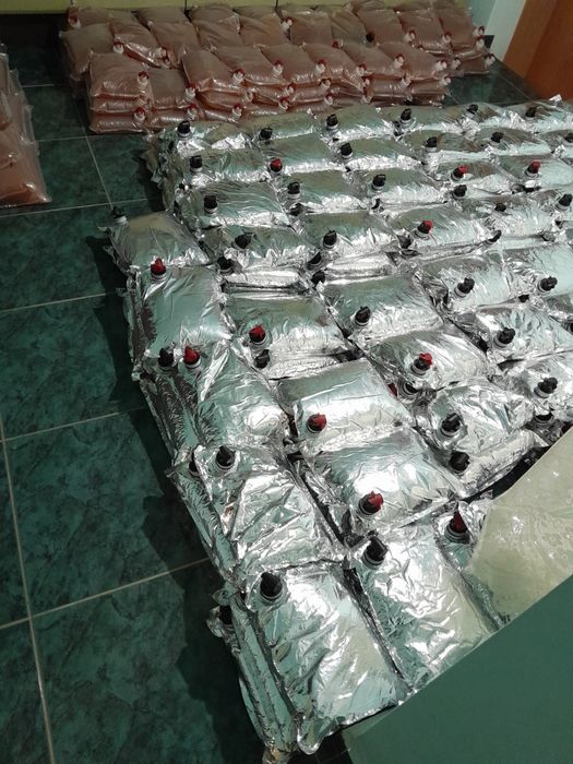 Vand suc de mar din livada proprie