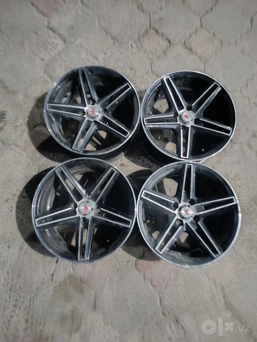 15 vossen deska sotiladi 4/100