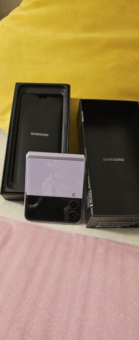 Samsung Galaxy Z Flip3 5G Lavender | Ecran + Baterii NOI | Impecabil | Cutie
