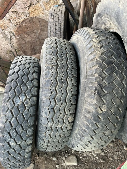 Vand Cauciucuri 8,25---1.200/R20