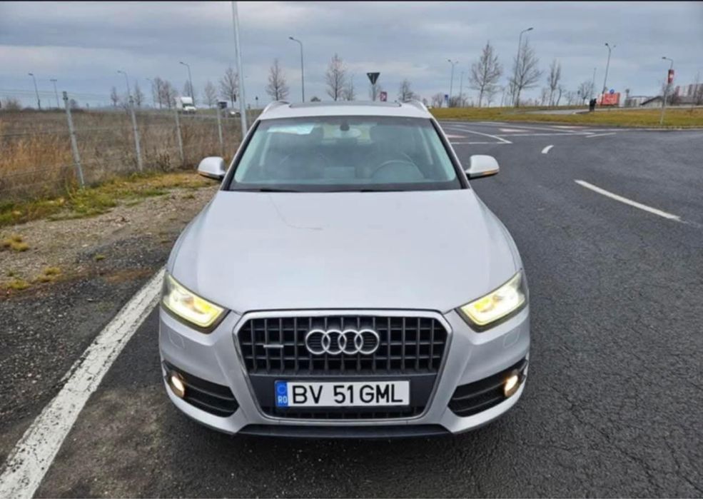 Vând Audi Q3  2014 2.0 TDI