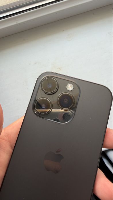 Iphone 14 pro. Емкость 100%