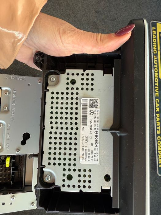 Дисплей навигация модул за навигация Mercedes-Benz C-класа W205