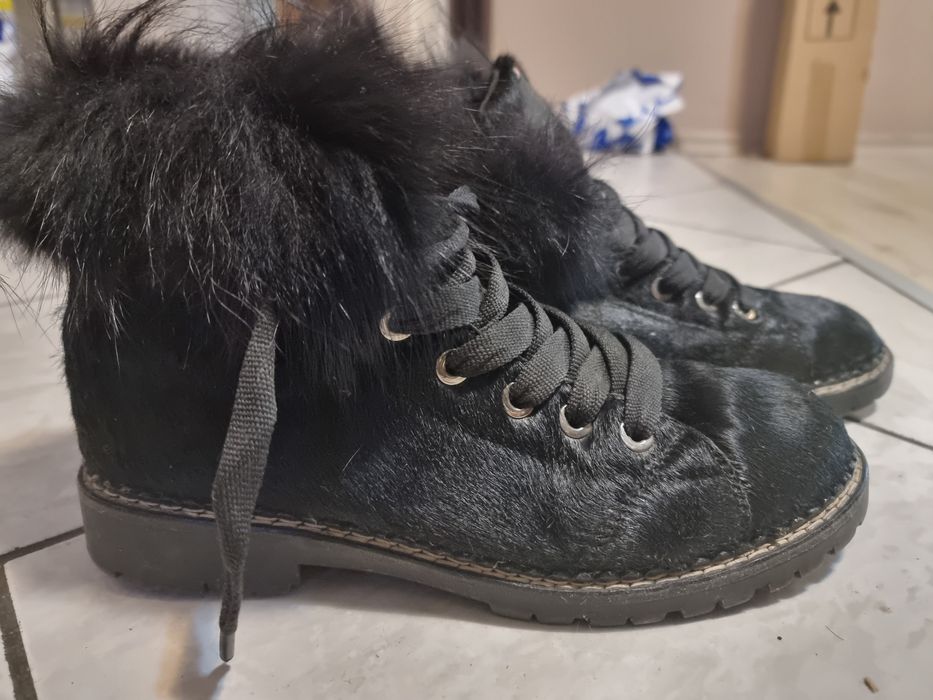 Oscar  дамски боти естествен косъм номер 40