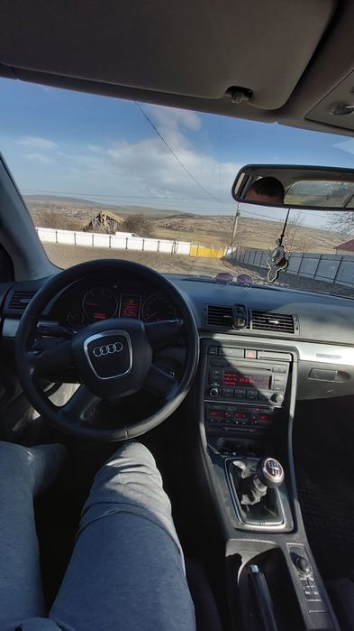Vând Audi A4 B7 2.0
