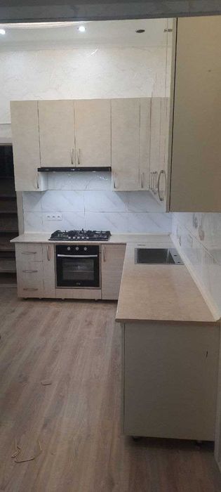 кухонная кухни заказ от 1.300 тыс m2 сум любая мебель есть пайме клик