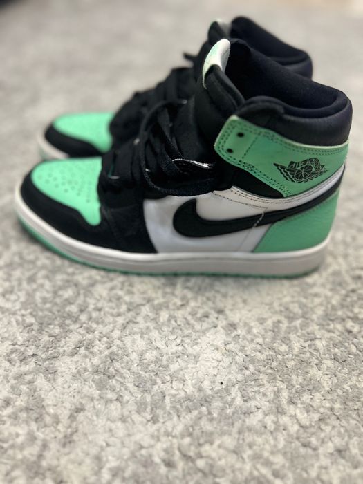 Adidasi jordan 1