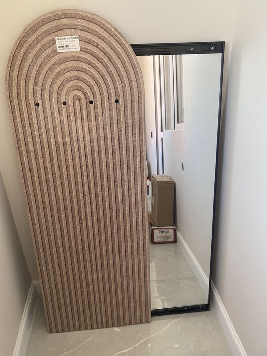 Декор настенный с зеркалом, вешалка