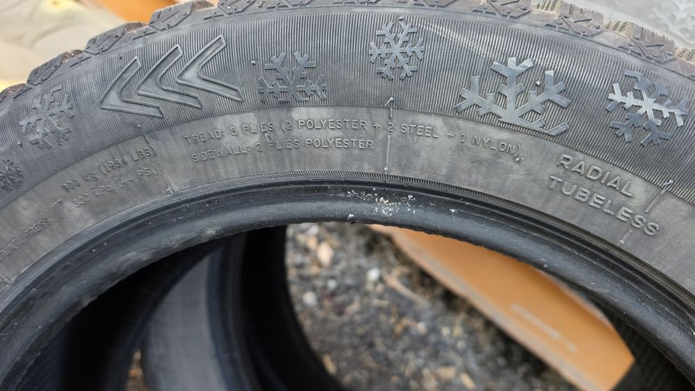 Зимние шины 225/55/18r