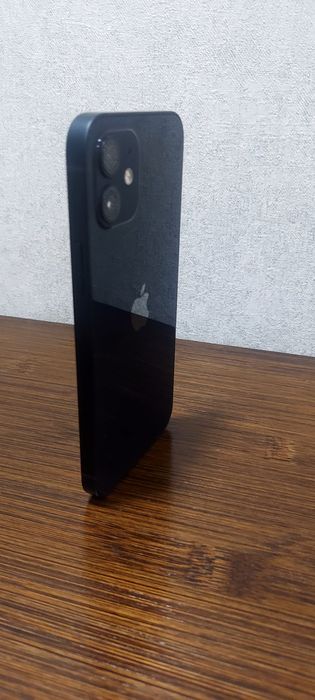 Продам IPhone 12, 128 gb