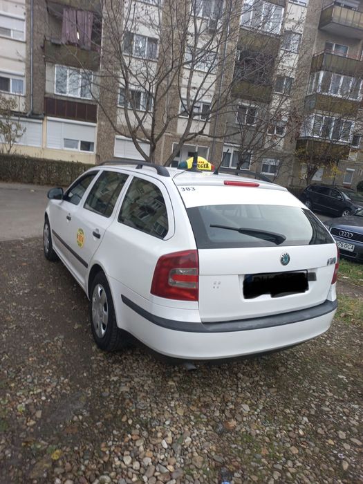 Bulina taxi sub cupola fulger