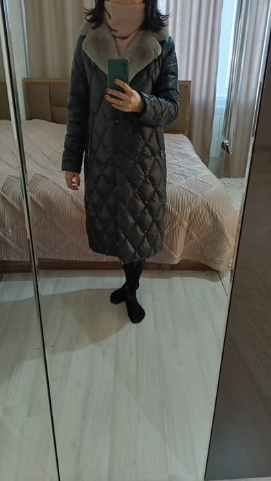 Продам женскую куртку