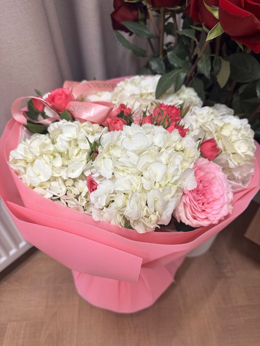 Свежие красивые   цветы