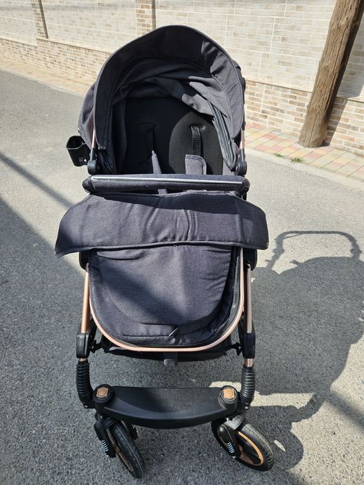 Срочно! Продаётся детская коляска