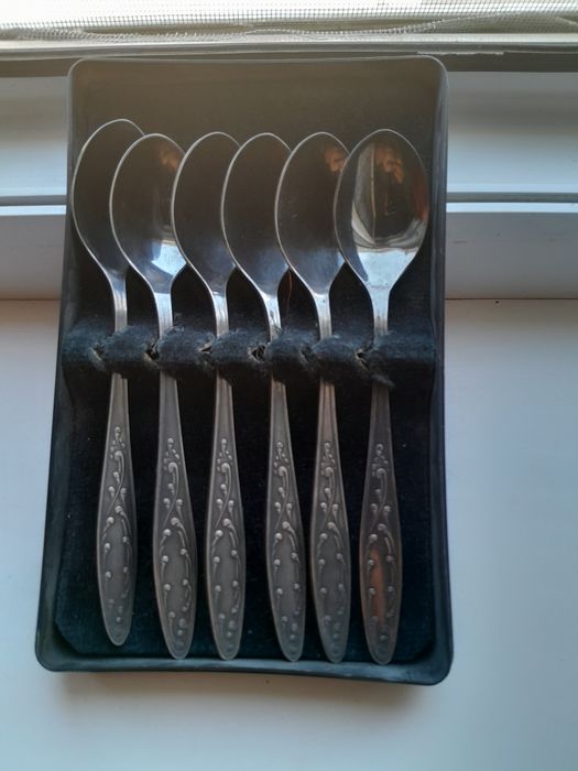 Серебряные чайные ложки